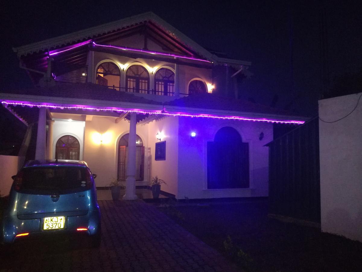 Eos Hostels Ettukala Luaran gambar