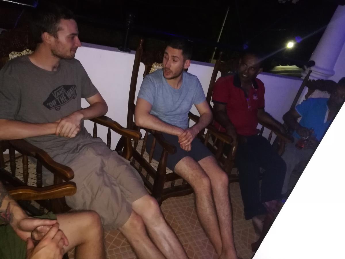 Eos Hostels Ettukala Luaran gambar